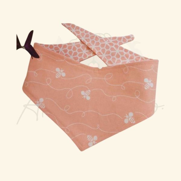Bee Peachy/Peach Honeycomb (Medium)